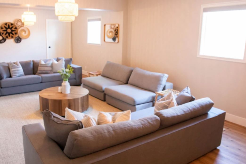 The Arrow House-AM-LG