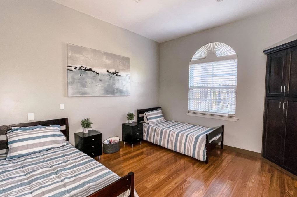 Virtue Recovery Houston-RM-SR