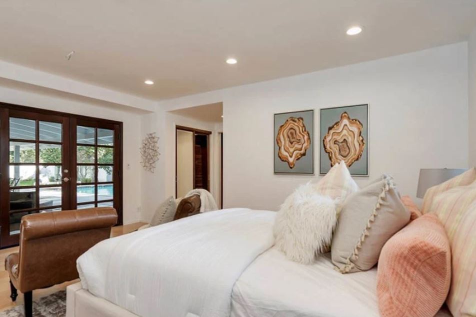 Destinations for Teens Calenda House-RM-PR