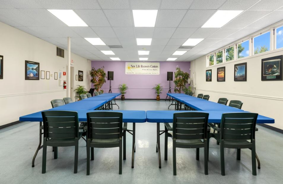 New Life Recovery Centers-AM-MS