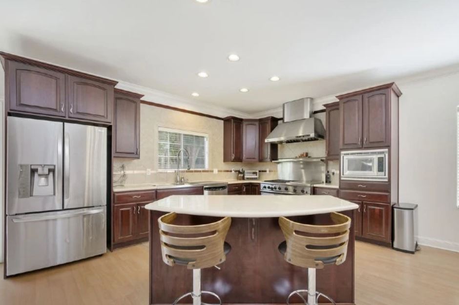 The Last House-AM-KN