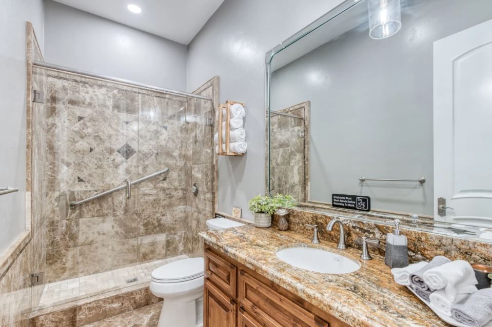 First Steps Recovery Oak Men's Residential-RM-BR